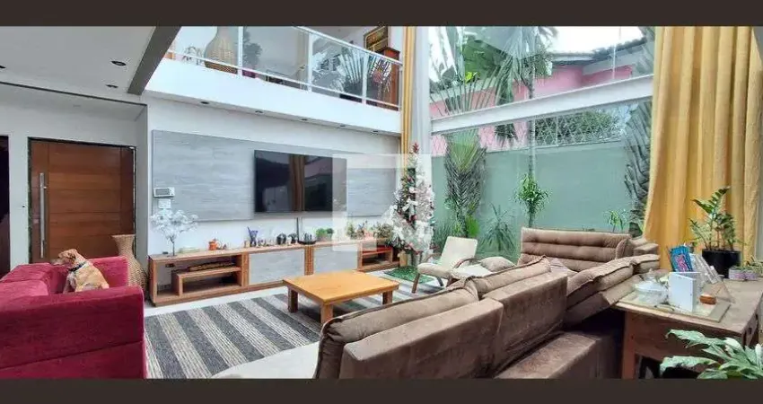 Casa à Venda - Jardim São Caetano, 3 Quartos,  400 m2