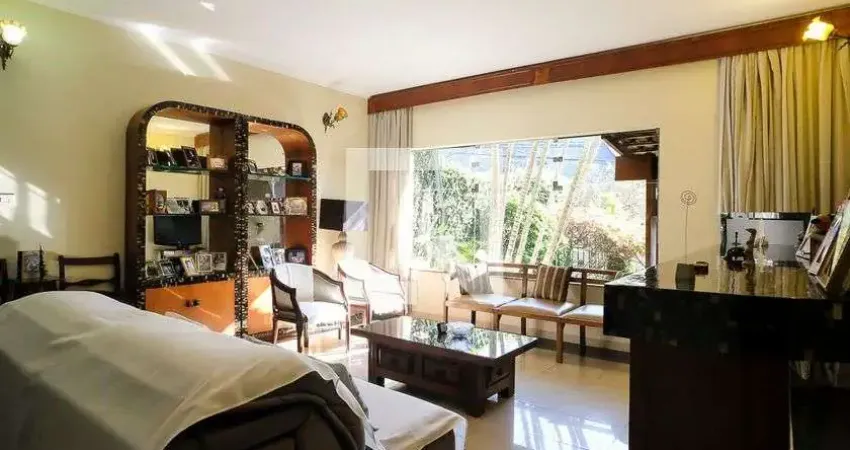 Casa com 3 quartos à venda na Rua Nossa Senhora de Fátima, --, Santa Paula, São Caetano do Sul