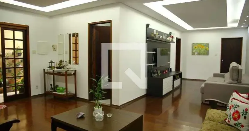 Casa com 4 quartos à venda na Rua Universal, --, Anchieta, São Bernardo do Campo