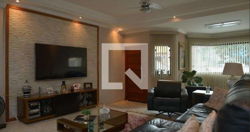 Casa com 5 quartos à venda na Rua Tunísia, --, Parque Oratório, Santo André