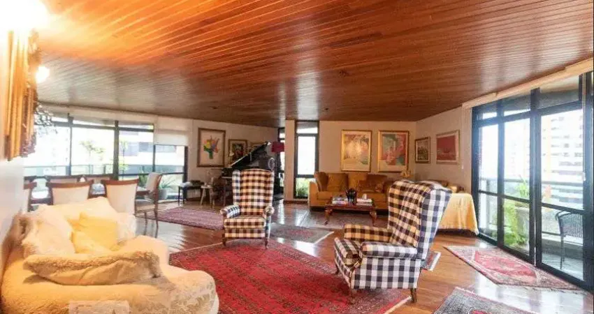 Apartamento à Venda - Campestre, 3 Quartos,  323 m2