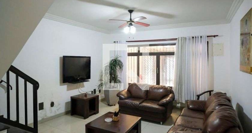 Casa com 4 quartos à venda na Rua Aguapei, --, Santa Maria, São Caetano do Sul