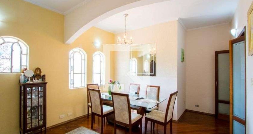 Casa à Venda - Jardim Bela Vista, 3 Quartos,  218 m2