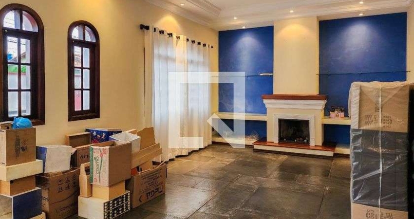 Casa com 3 quartos à venda na Rua Heitor Vila Lobos, --, Taboão, São Bernardo do Campo