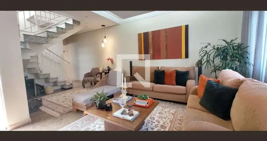 Casa à Venda - Jardim Bela Vista, 3 Quartos,  199 m2