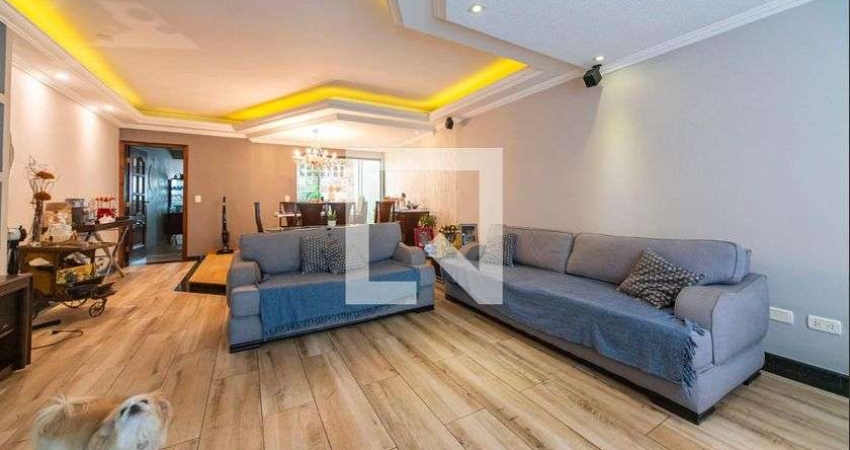 Casa à Venda - Parque Bandeirante, 3 Quartos,  234 m2