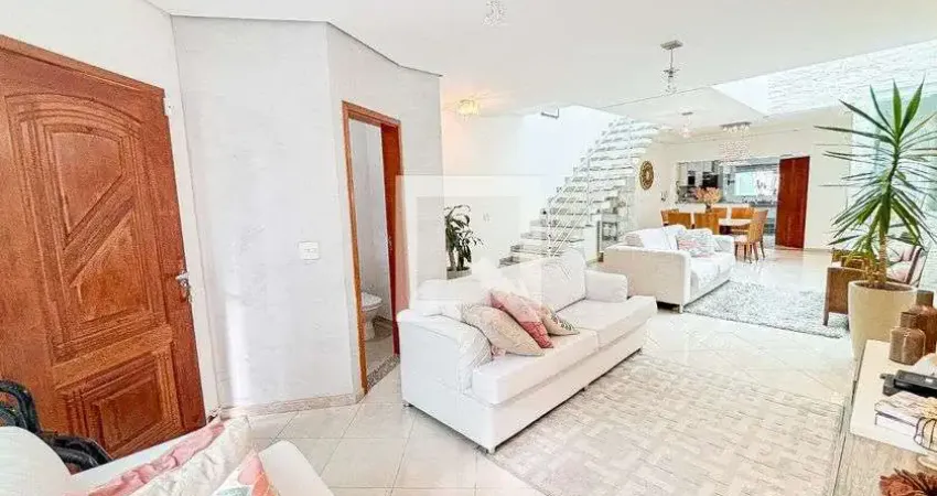 Casa à Venda - Jardim Bela Vista, 3 Quartos,  120 m2