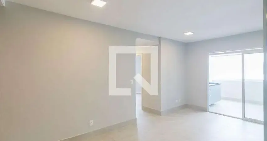 Apartamento à Venda - Santa Teresinha, 2 Quartos,  67 m2