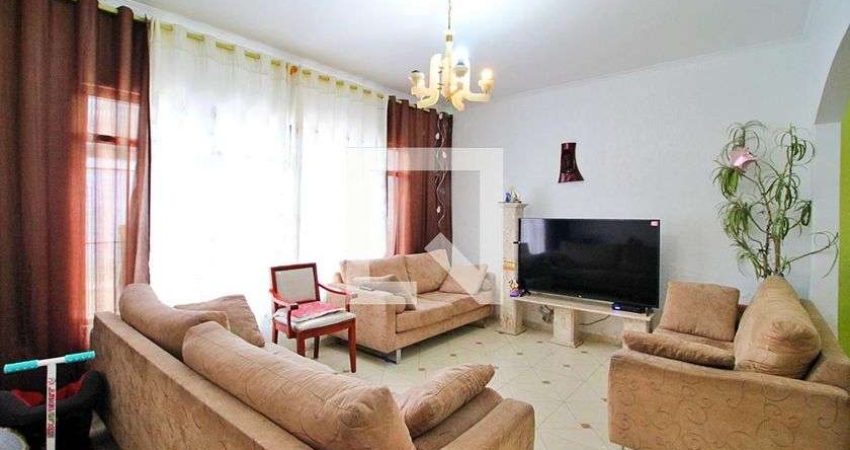 Casa à Venda - Vila Alto de Santo André, 2 Quartos,  200 m2