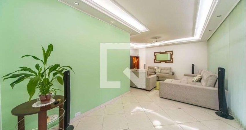 Casa à Venda - Parque das Nações, 3 Quartos,  300 m2