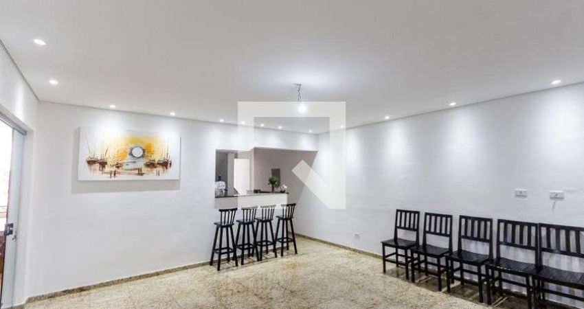 Casa à Venda - Vila Metalúrgica, 3 Quartos,  264 m2