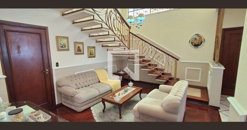 Casa à Venda - Jardim São Caetano, 4 Quartos,  350 m2