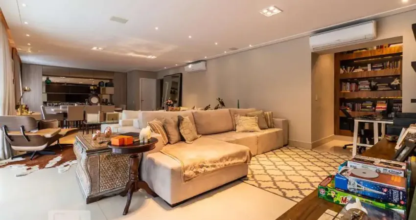 Apartamento à Venda - Alphaville, 3 Quartos,  212 m2