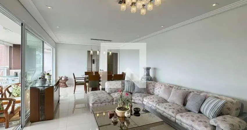 Apartamento à Venda - Alphaville, 4 Quartos,  196 m2