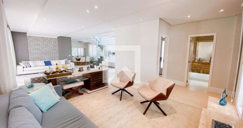 Casa à Venda - Parque Bandeirante, 6 Quartos,  560 m2