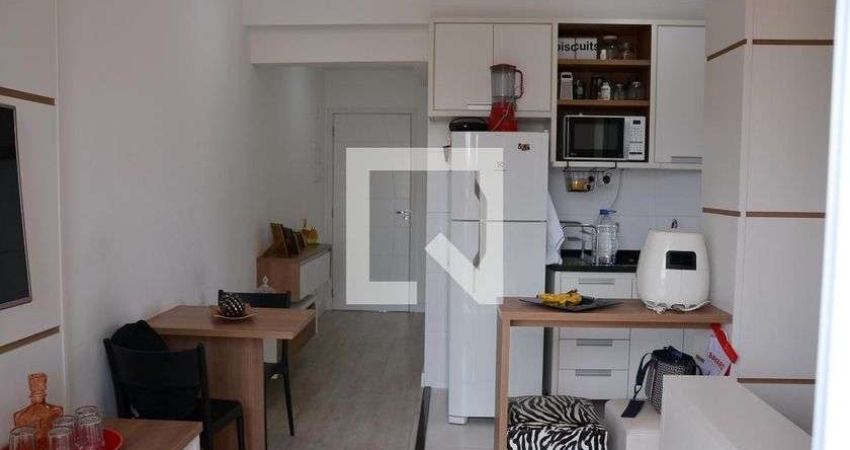 Apartamento à Venda - Santa Maria, 2 Quartos,  42 m2