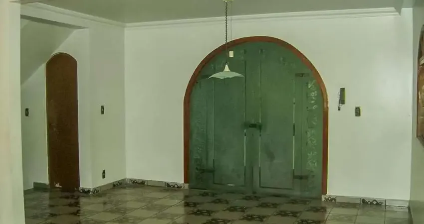 Casa com 3 quartos à venda na Rua Japão, --, Santa Teresinha, Santo André