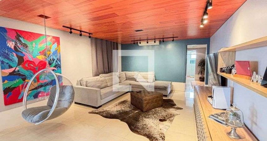 Apartamento à Venda - Campestre, 3 Quartos,  177 m2
