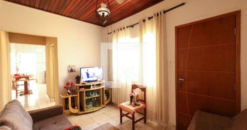 Casa com 1 quarto à venda na Rua dos Jequitibás, --, Santa Maria, São Caetano do Sul