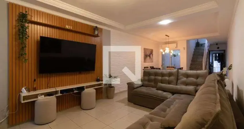 Casa com 3 quartos à venda na Rua José Osvaldo Ribeiro, --, Vila Guilhermina, São Paulo