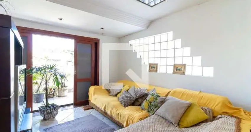 Casa com 3 quartos à venda na Rua Doutor Natalino Righeto, --, Água Fria, São Paulo