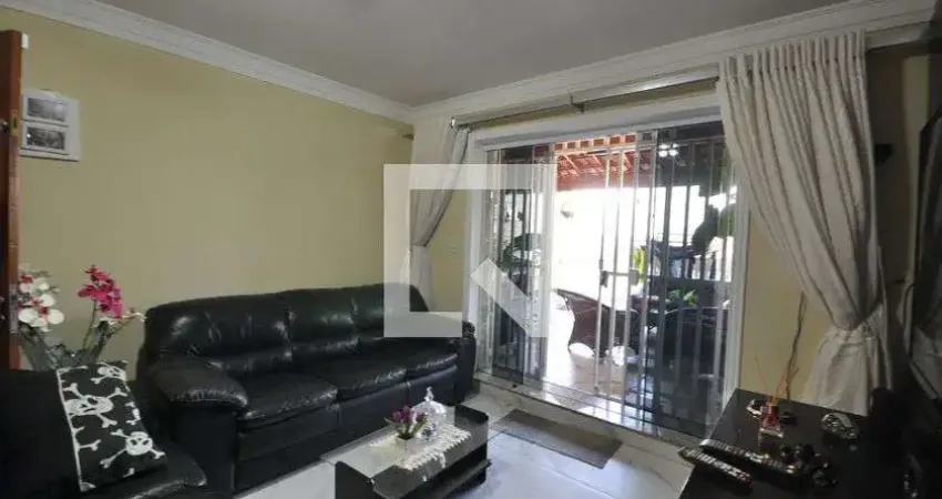 Casa com 3 quartos à venda na Rua Parambú, --, Vila Constança, São Paulo