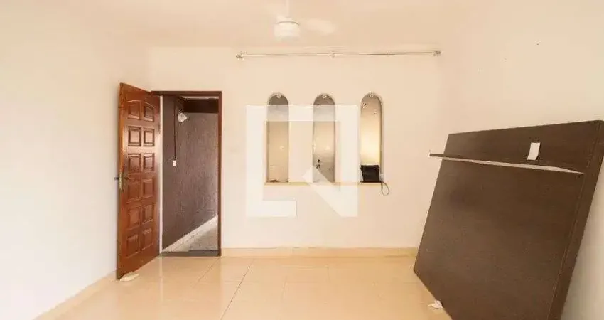 Casa com 3 quartos à venda na Rua Alcides de Almeida, --, Nova Petrópolis, São Bernardo do Campo