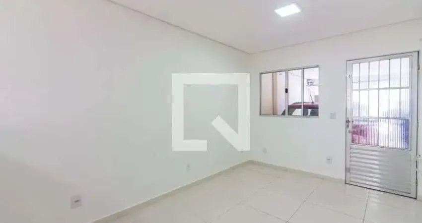 Casa com 2 quartos à venda na Rua Olídio Rocatto, --, Centro, Osasco