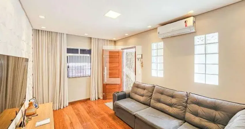 Casa com 3 quartos à venda na Rua Norma Zemella Moura, --, Cipava, Osasco