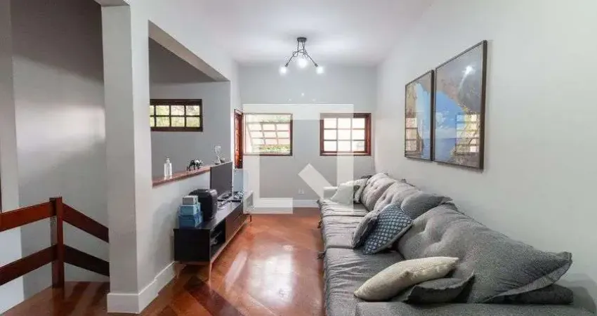 Casa com 3 quartos à venda na Rua Rui Alvarenga, --, Cidade São Francisco, São Paulo
