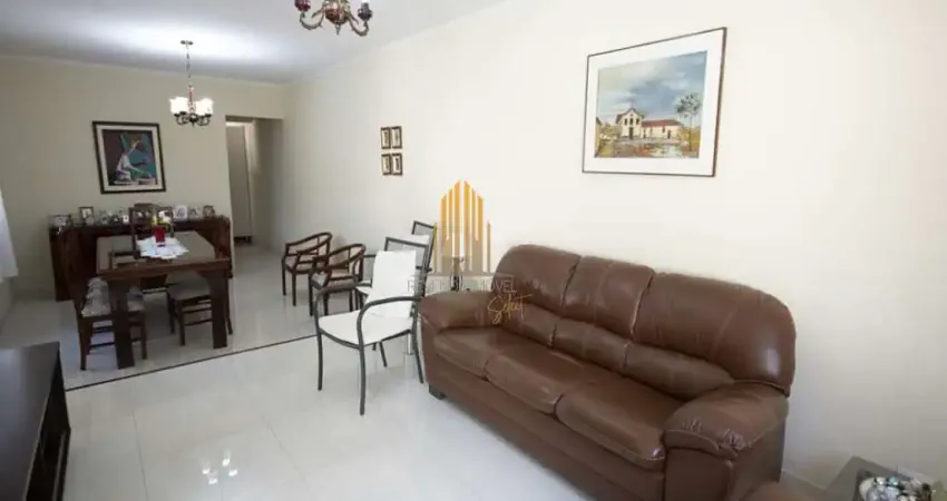 Ipiranga, casa triplex de 176m² com 3 dormitórios, 1 suíte, 3 vagas.