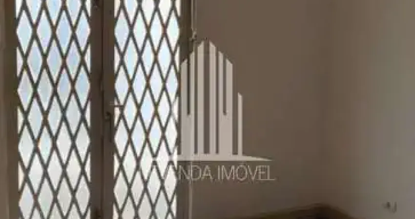 Linda casa à venda na água branca, são paulo-sp! 2 quartos, 1 suíte, 1 sala, 1 banheiro, 1 vaga de garagem, 110,00 m² de área.