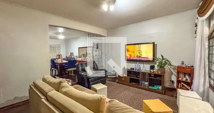 Casa com 3 quartos à venda na Rua Doutor Oswaldo Mellone, --, Nova Petrópolis, São Bernardo do Campo