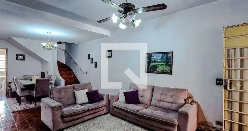 Casa com 2 quartos à venda na Rua Mário Catelli, --, Jardim Santa Emília, São Paulo