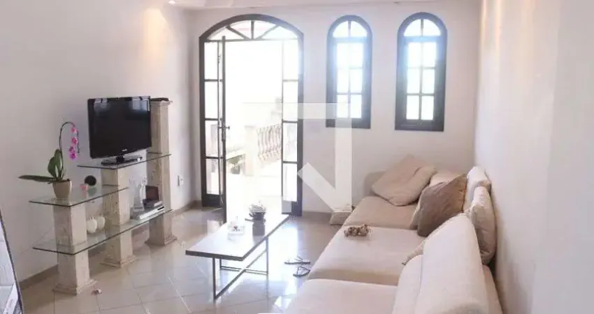 Casa com 2 quartos à venda na Rua Guaporé, --, Santa Maria, São Caetano do Sul