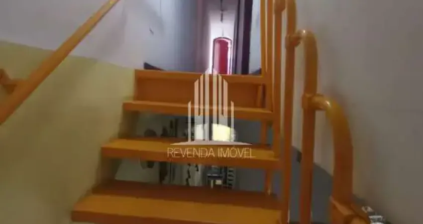 Casa à venda em taboão da serra-sp, jardim helena: 4 quartos, 1 suíte, 1 sala, 2 banheiros, 200m² de área.