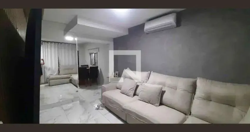 Casa com 3 quartos à venda na Rua Itabuna, --, Centro, Osasco