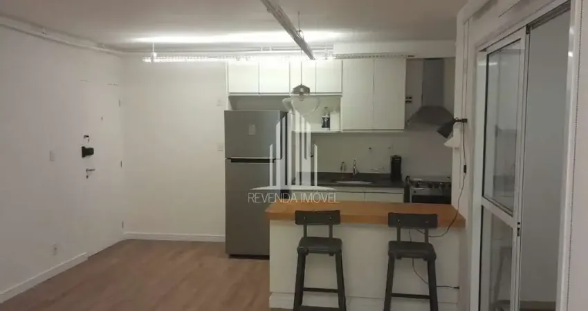 Apartamento à venda em Água Branca, São Paulo-SP! 2 quartos, 1 suíte, sala ampla, 2 banheiros, 1 vaga de garagem. Aproveite essa oportunidade!