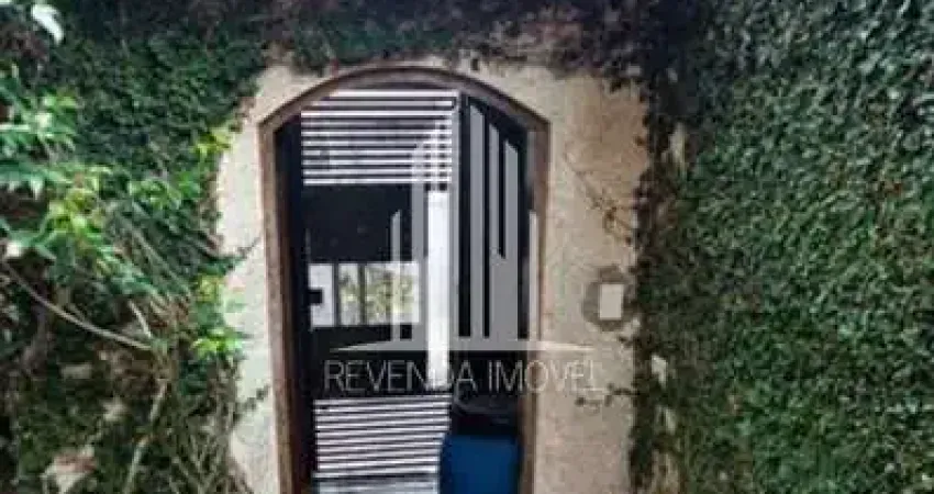 Imperdível casa à venda em São Paulo-SP, Itaim Paulista: 4 quartos, 2 suítes, 2 salas, 4 banheiros, 5 vagas, 320m²!