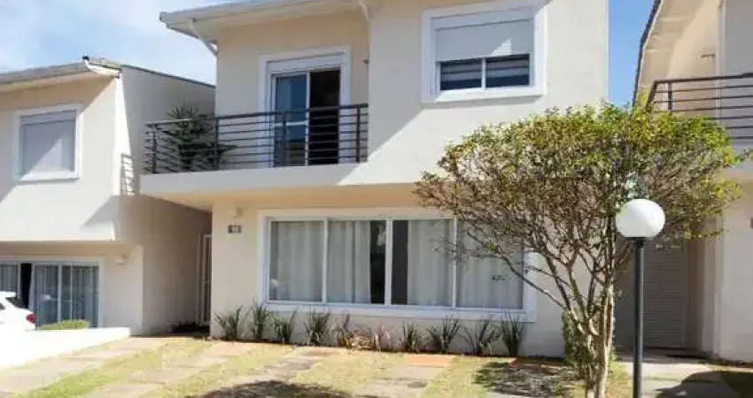 Sobrado à Venda - 4 suítes - 242m² - Interlagos - R$ 1.400.000,00