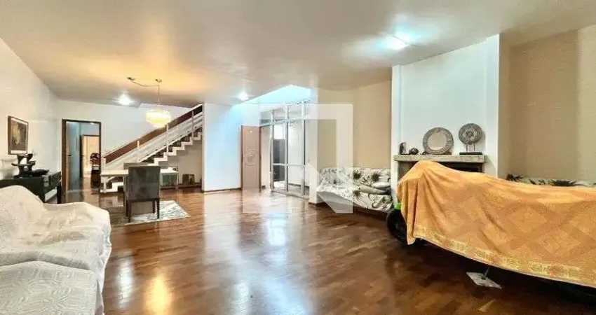 Casa com 5 quartos à venda na Rua Taquaruçu, --, Jabaquara, São Paulo