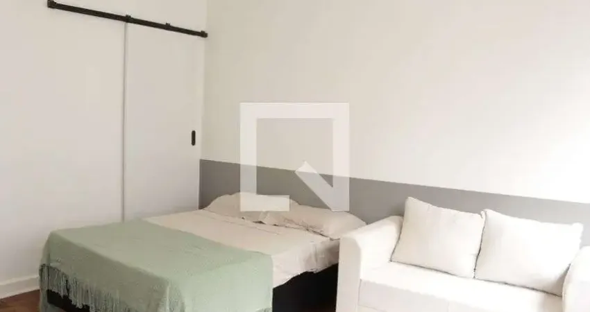 Kitnet / Stúdio à venda na Rua General Jardim, --, Santa Cecília, São Paulo