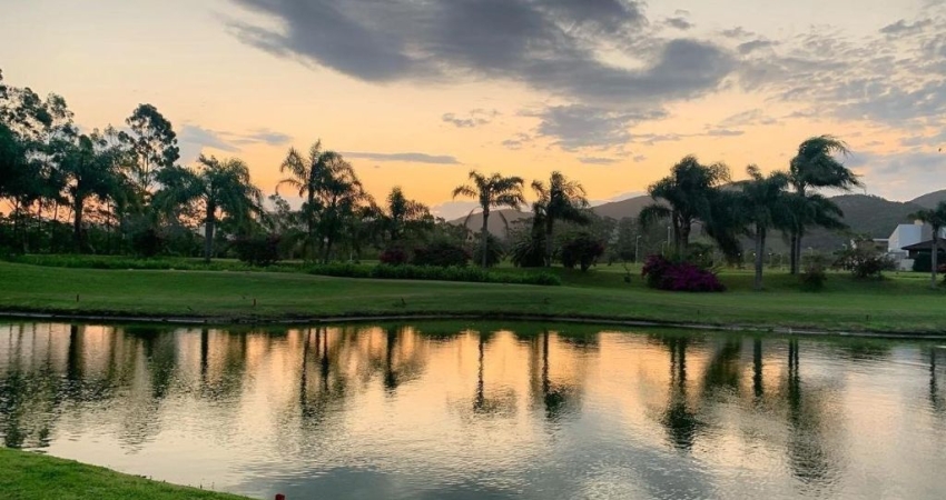 Terrenos no Renomado Costão Golf Disponíveis para Compra