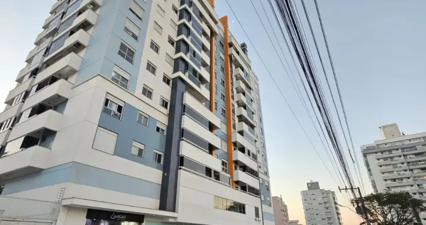 Apartamento mobiliado 03 dormitórios  em Barreiros- São Jose.