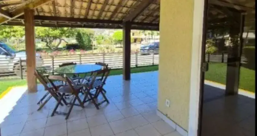 Casa em condomínio fechado com 3 quartos para alugar na RUA JOÃO MARQUES OLIVEIRA, S/N, BURAQUINHO, Buraquinho, Lauro de Freitas