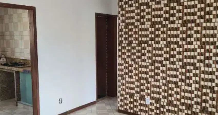 Apartamento com 2 quartos para alugar na Rua Padre Casimiro Quiroga, Imbuí, Salvador