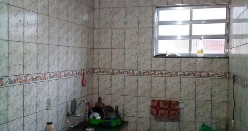 Casa com 2 quartos à venda na Avenida Santa Isabel, 640, Retiro, Volta Redonda