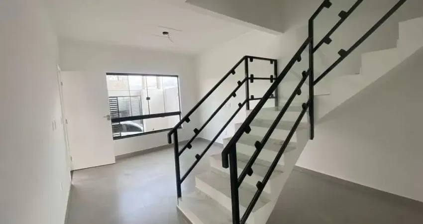 Maravilhosa Casa TRIPLEX com 3 Quartos à venda, 150 m² por R$ 690.000 - Jardim Provence - Volta Redonda/RJ
