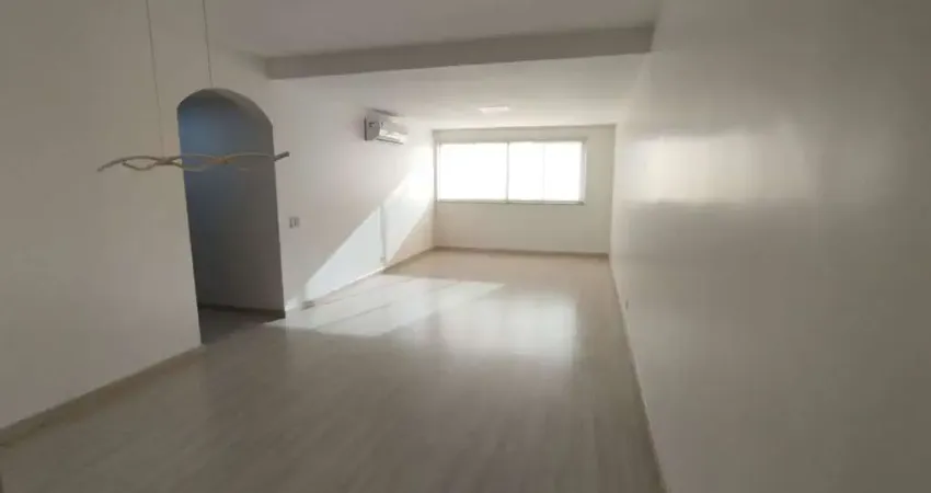 Excelente Apartamento com 3 quartos à venda, 108 m² por R$ 700.000 - Aterrado - Volta Redonda/RJ