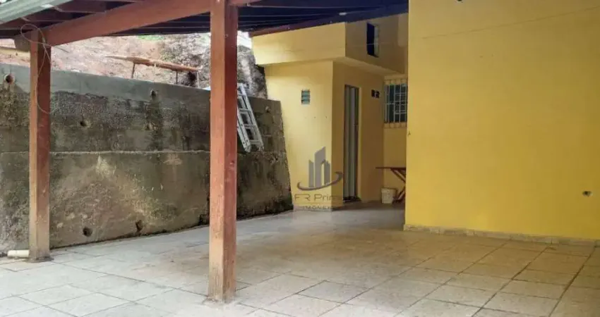 Casa com 3 quartos à venda no Centro, Barra Mansa 